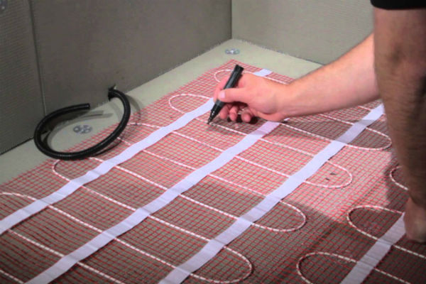 Diy Floor Heating Coldbuster, How To Lay Tile On Heated Floor