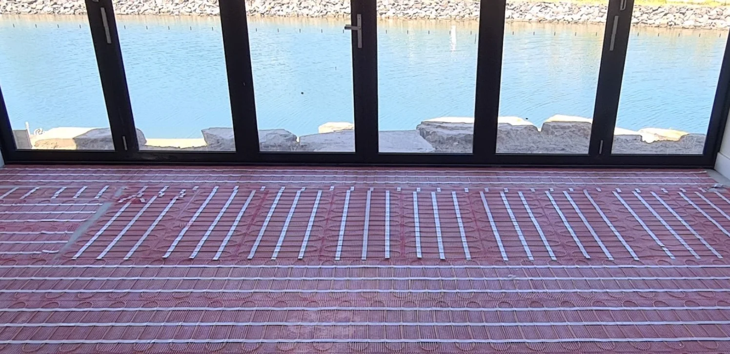 How Does Underfloor Heating Work?